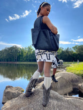 Load image into Gallery viewer, SHOULDER BAG
